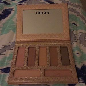 LORAC pallet